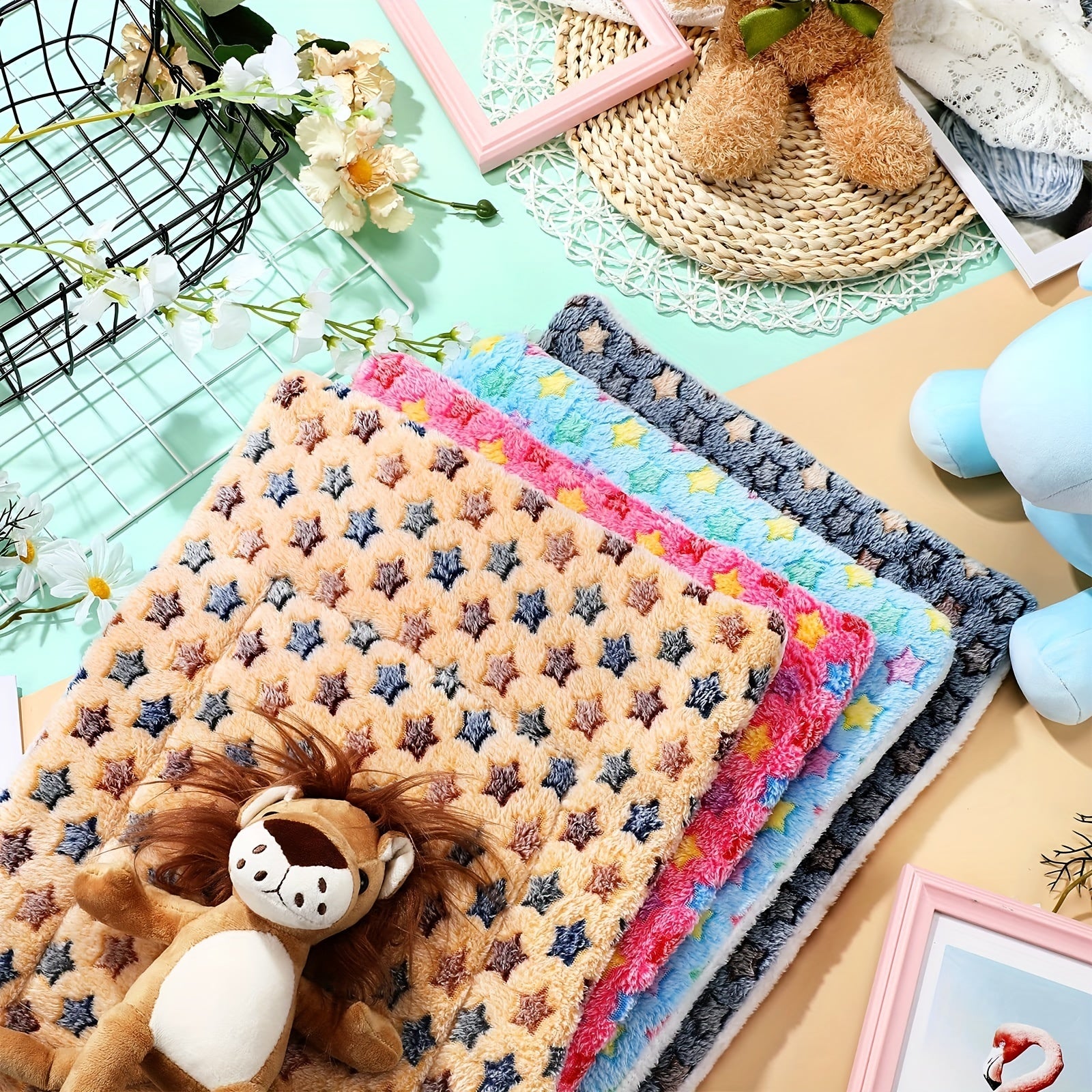 Pets Dog Bed Mat- Crate Pad Soft Pet Bed- Washable Crate Mat For Large Medium Small Dogs -Reversible Fleece Dog Crate -Kennel Mat Cat Bed Liner -Super Soft Fluffy Premium Fleece Pet Blanket